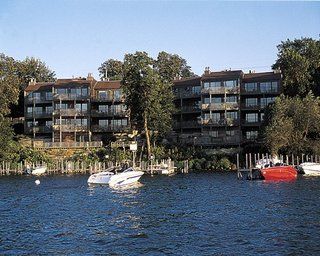 West Oaks Arnolds Park Exterior photo